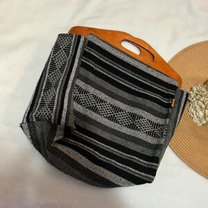 Chic crochet Black and Gray Striped Handbag with Wooden Handle